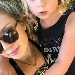 Meet your Posher, Macy